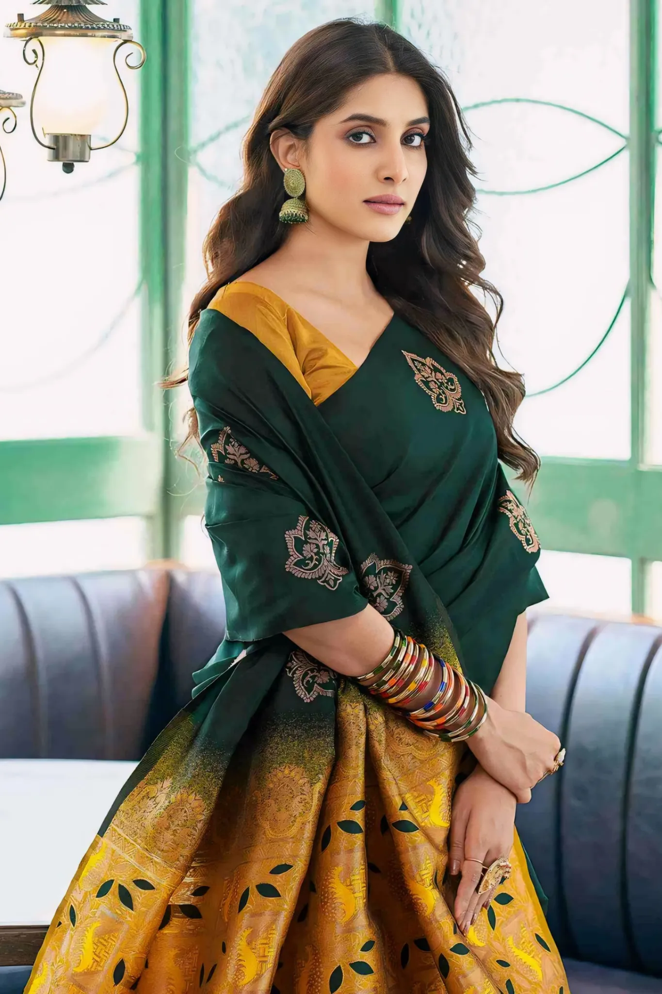 BEAUTIFUL JECQUARD ZARI WORK BANARASI SOFT SILK SAREE