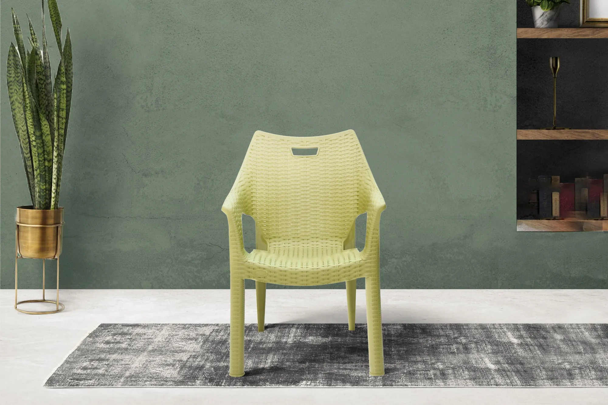 Italica Fortuner Premium Plastic Chair