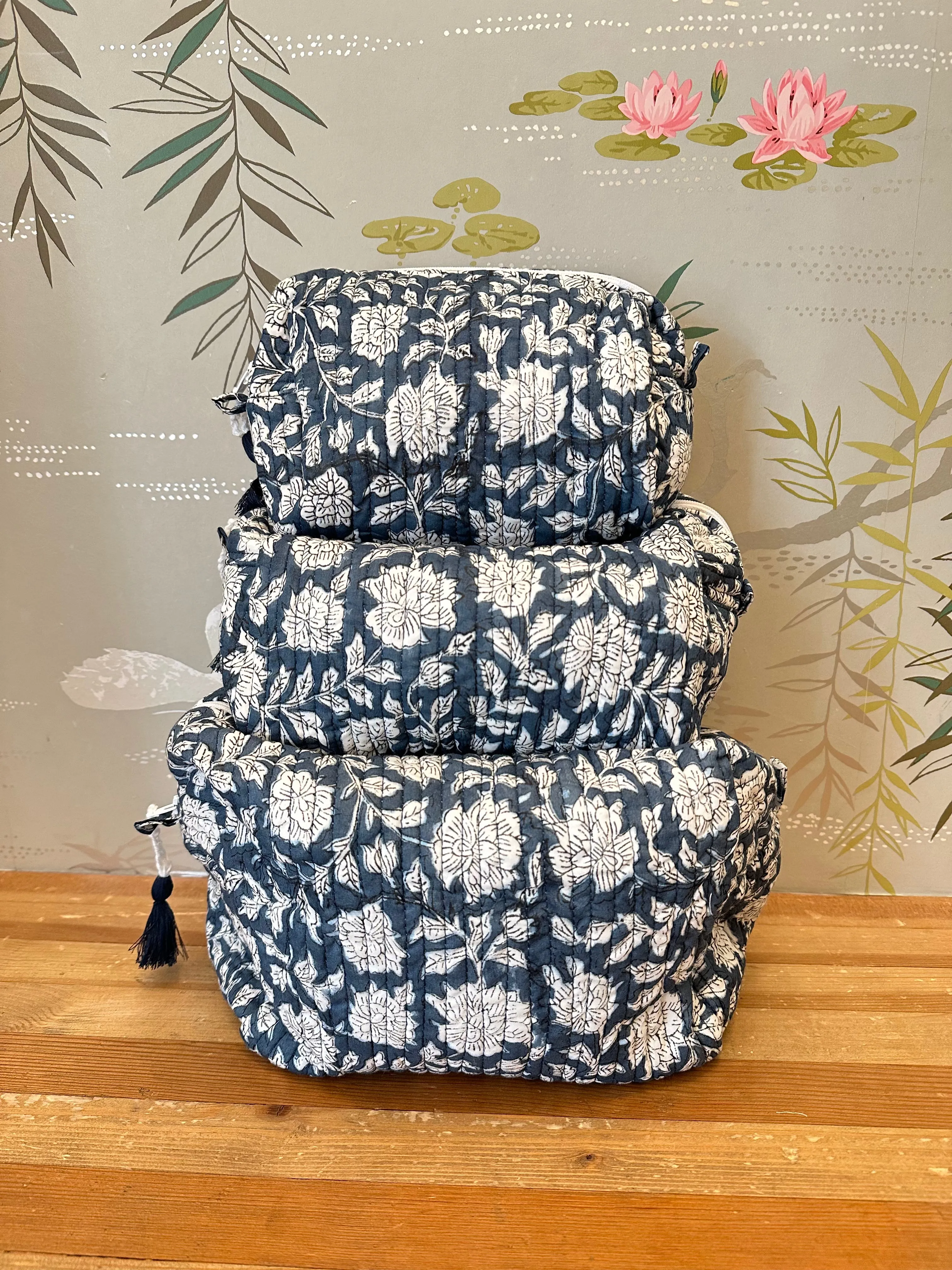Maison de Frédéric Cosmetic Bag- Navy Blue