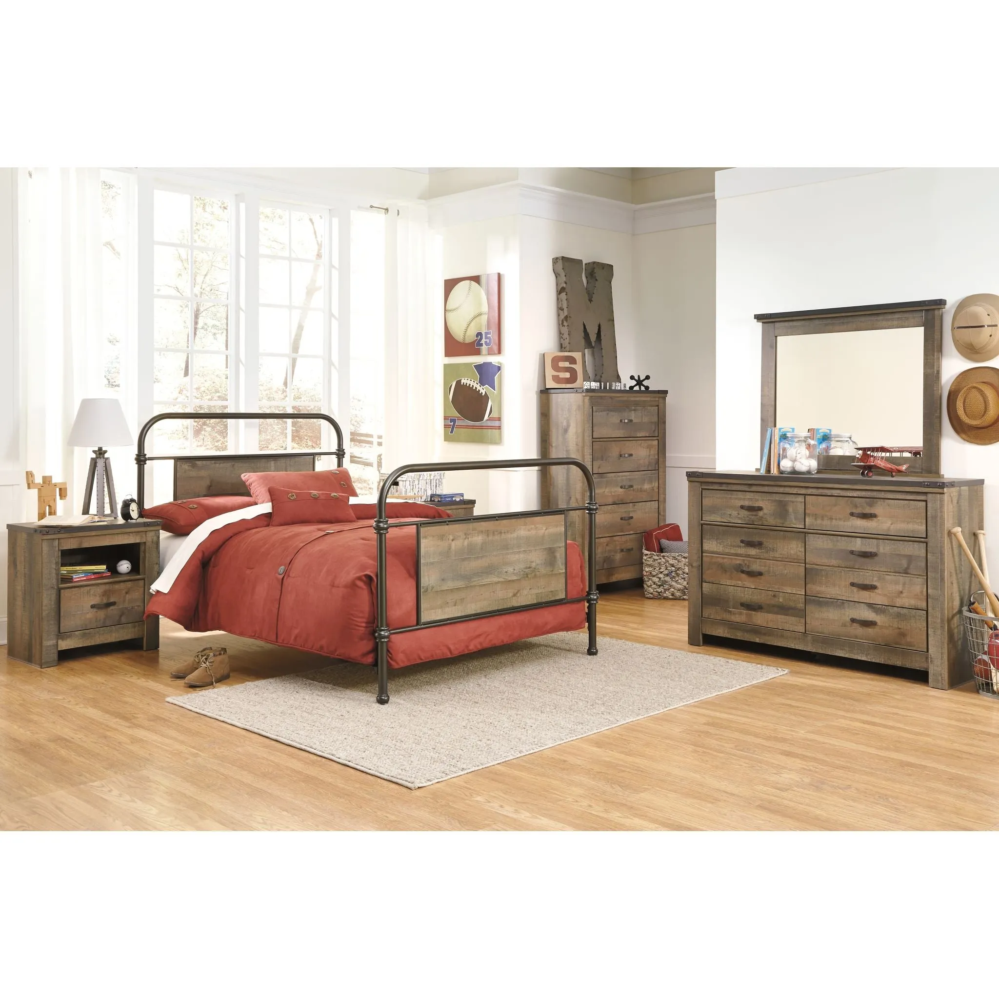 Trinell Chest